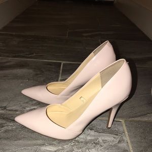 Blush/Pale Pink Patent Leather Guess Pumps